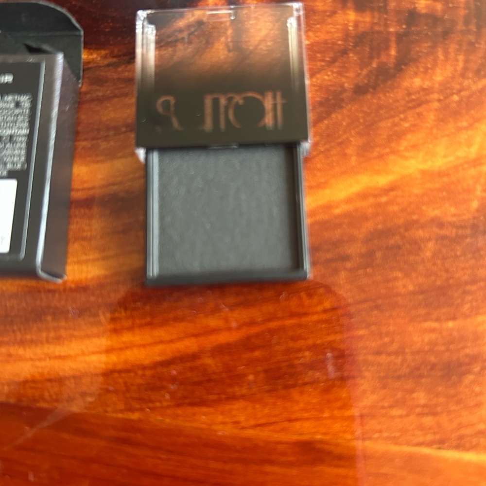 Surratt Beauty Noir Le Plus Noir Eyeshadow - Picture 2 of 3